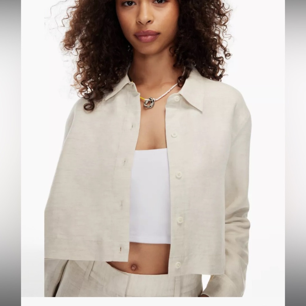 Aritzia Wilfred Proposal Button Up